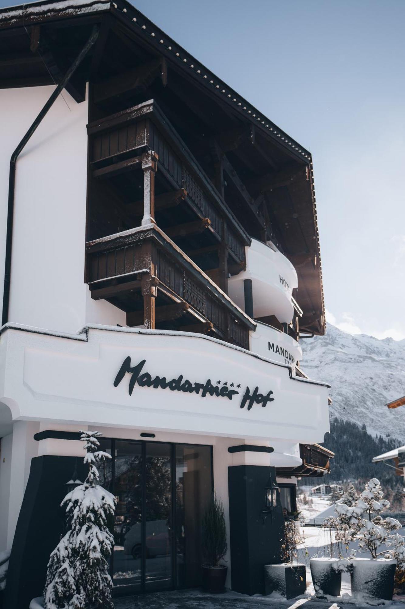 Boutique Hotel Mandarfnerhof Sankt Leonhard im Pitztal Exterior foto