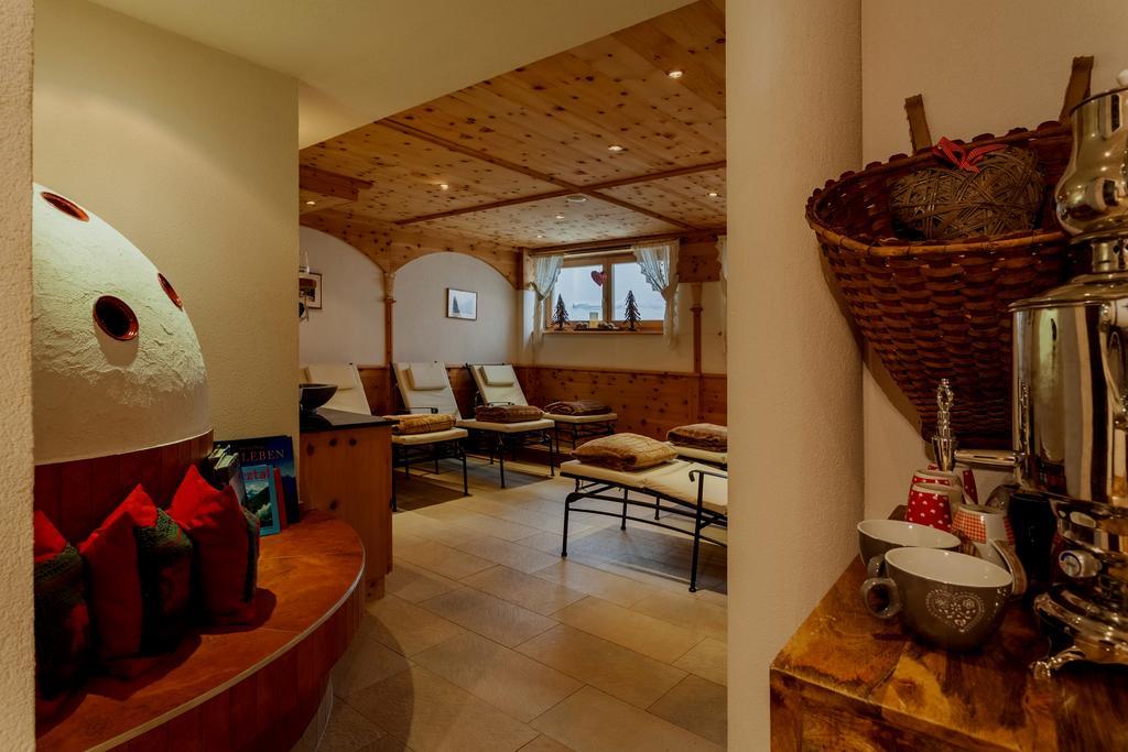 Boutique Hotel Mandarfnerhof Sankt Leonhard im Pitztal Exterior foto